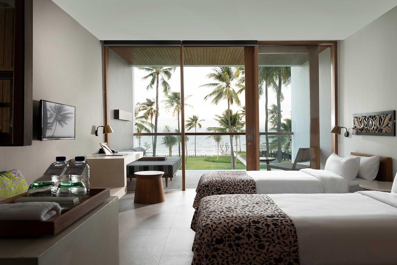 Hotel Dialoog 4*