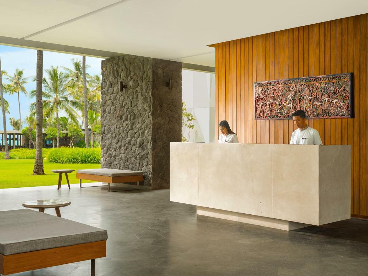 Hotel Dialoog 4*
